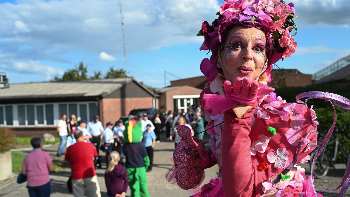 Das Blütenfest in Wiesmoor ist nach Angaben der Veranstalter eines der größten in Norddeutschland. Foto: Lars Penning/dpa