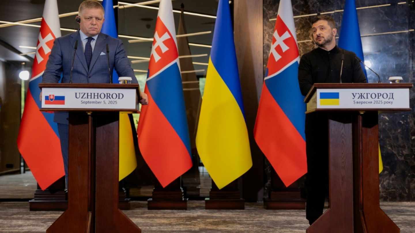 Selenskyj (r.) und Fico in Uschhorod