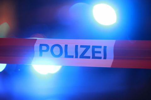 Der 25-Jährige wurde durch den Schuss schwer, aber nicht lebensgefährlich verletzt. (Symbolbild) Foto: David Young/dpa