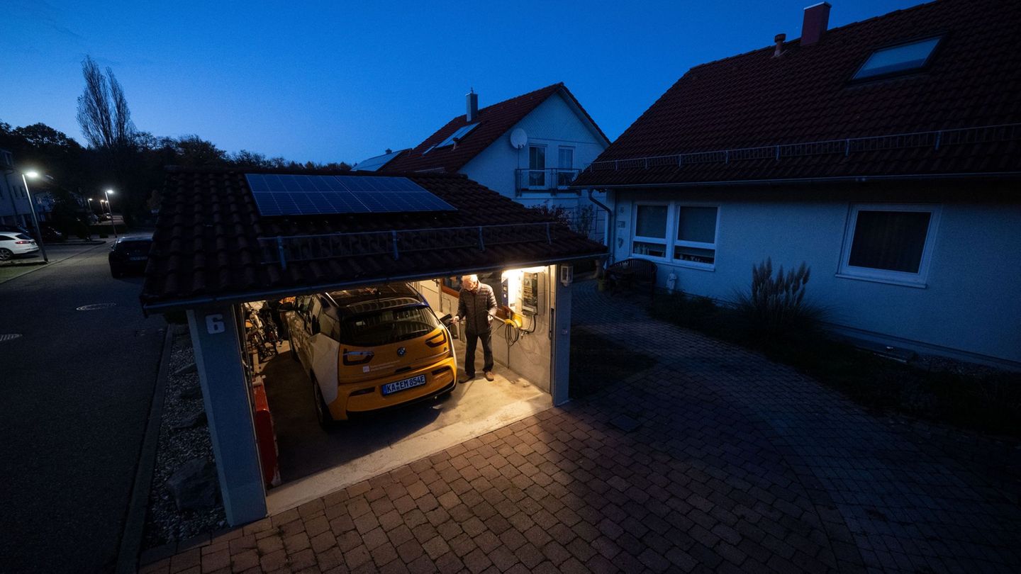 Auto-Akkus als Stromspeicher: Laut dem Energieversorger Eon können immer mehr E-Autos den gespeicherten Strom nicht nur selbst v
