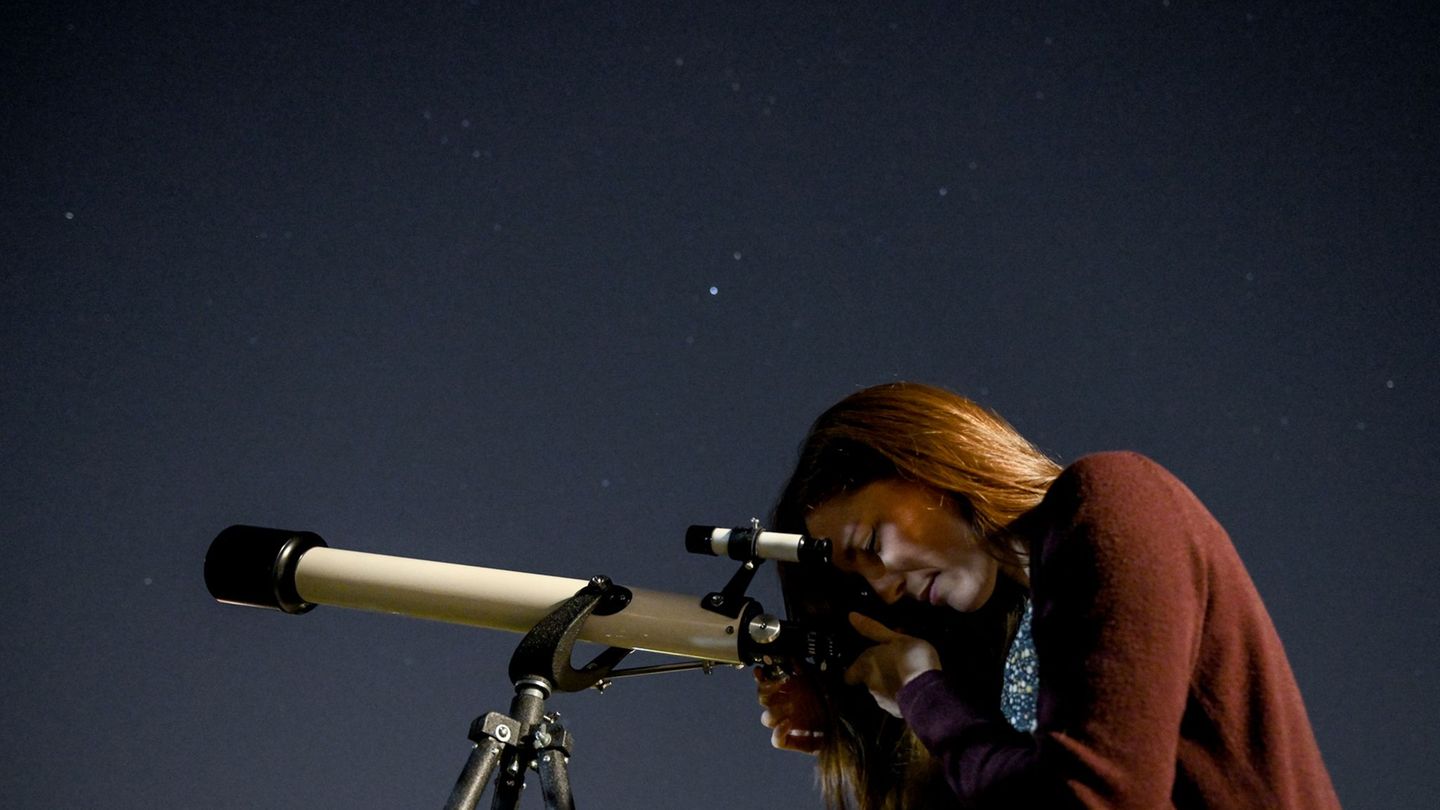 Über Brandenburg ist eine totale Mondfinsternis zu sehen. (Symbolbild) Foto: Britta Pedersen/dpa