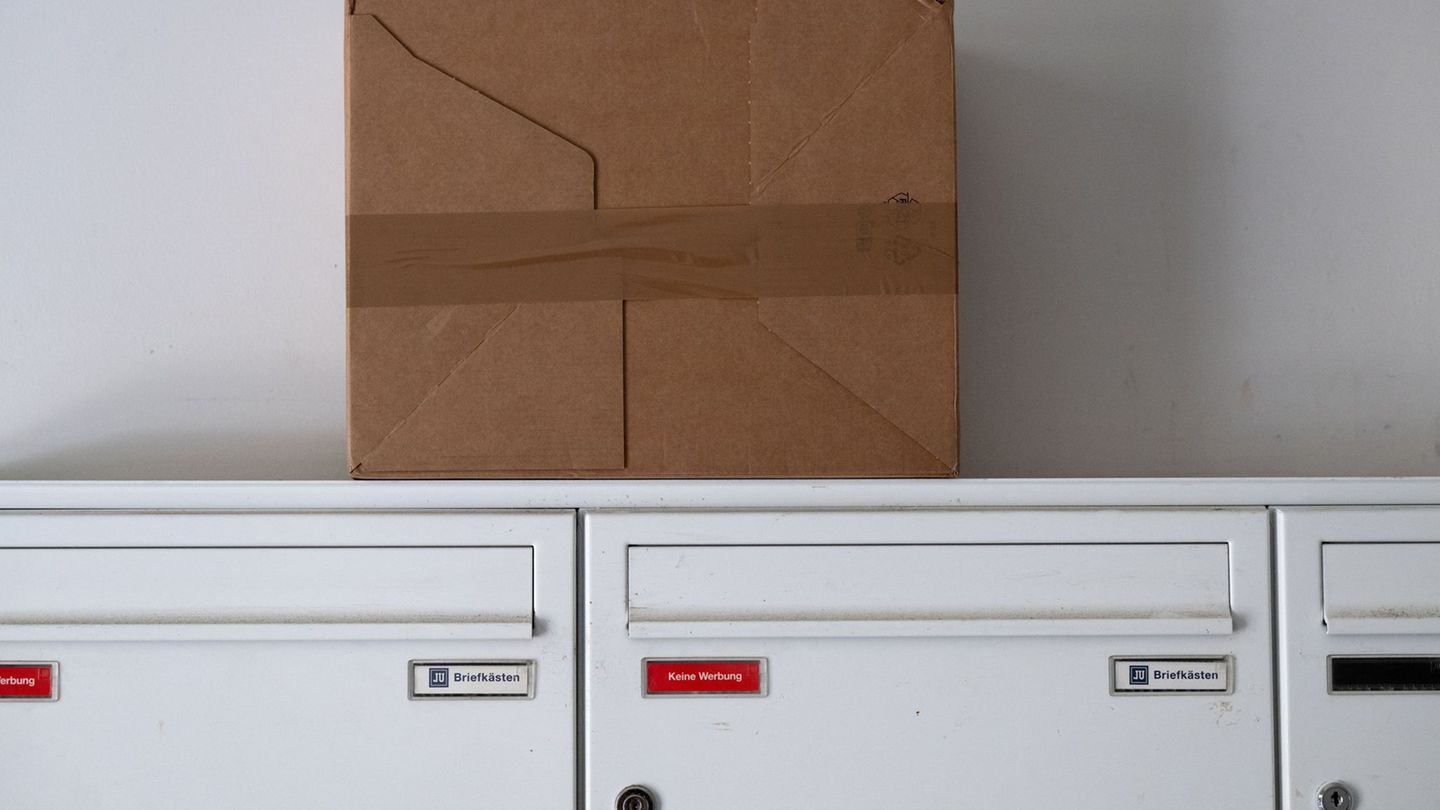 Restrictions on packages: Customs: Post shipment to the United States collapsed by 81 percent