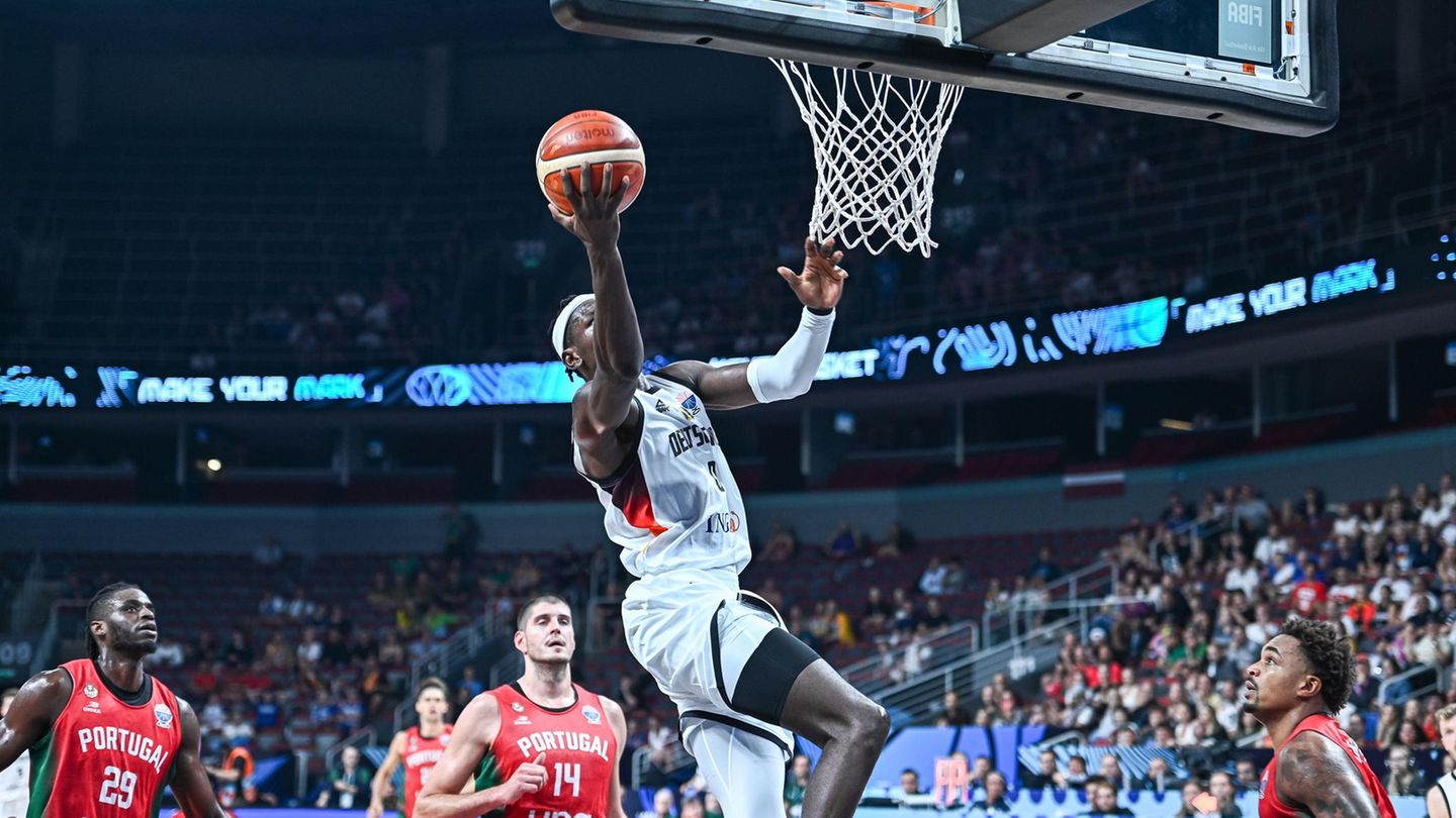Kraftakt nach Zitterpartie: Deutsches Basketball-Team kämpft sich ins EM-Viertelfinale