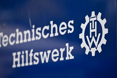 Auch das THW ist im Einsatz. (Symbolbild) Foto: Hendrik Schmidt/dpa