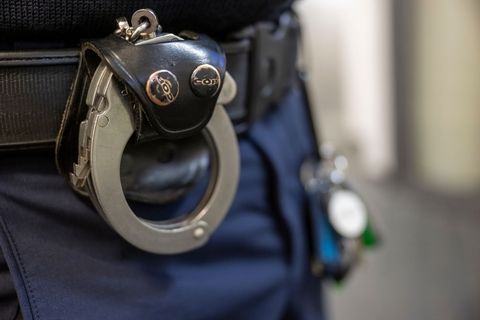Der 34-Jährige war nach einem genehmigten Ausgang nicht mehr zurückgekehrt. (Symbolbild) Foto: Peter Kneffel/dpa