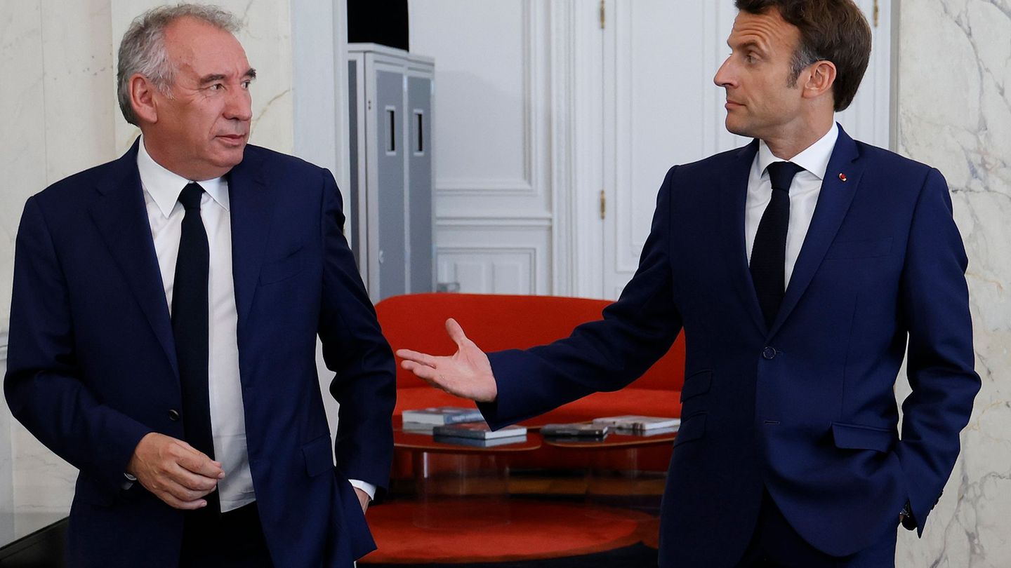 Erst im Dezember hatte Präsident Macron François Bayrou zum Premierminister ernannt - nun steht seine Regierung vor dem Aus. (Ar