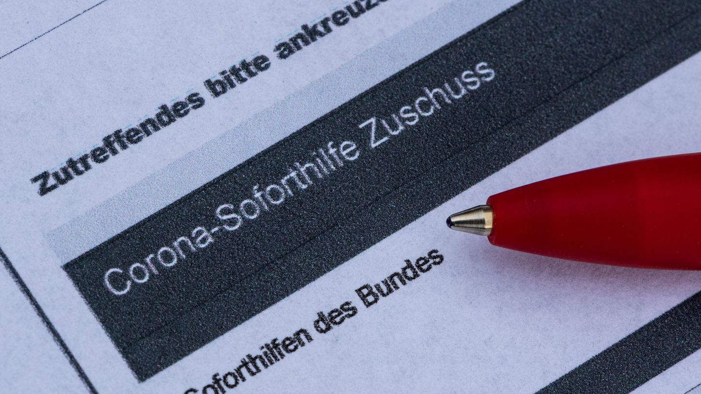 Nach der Corona-Pandemie hat der Staat hohe Rückforderungen an Empfänger von Corona-Hilfen. (Symbolbild) Foto: Robert Michael/dp