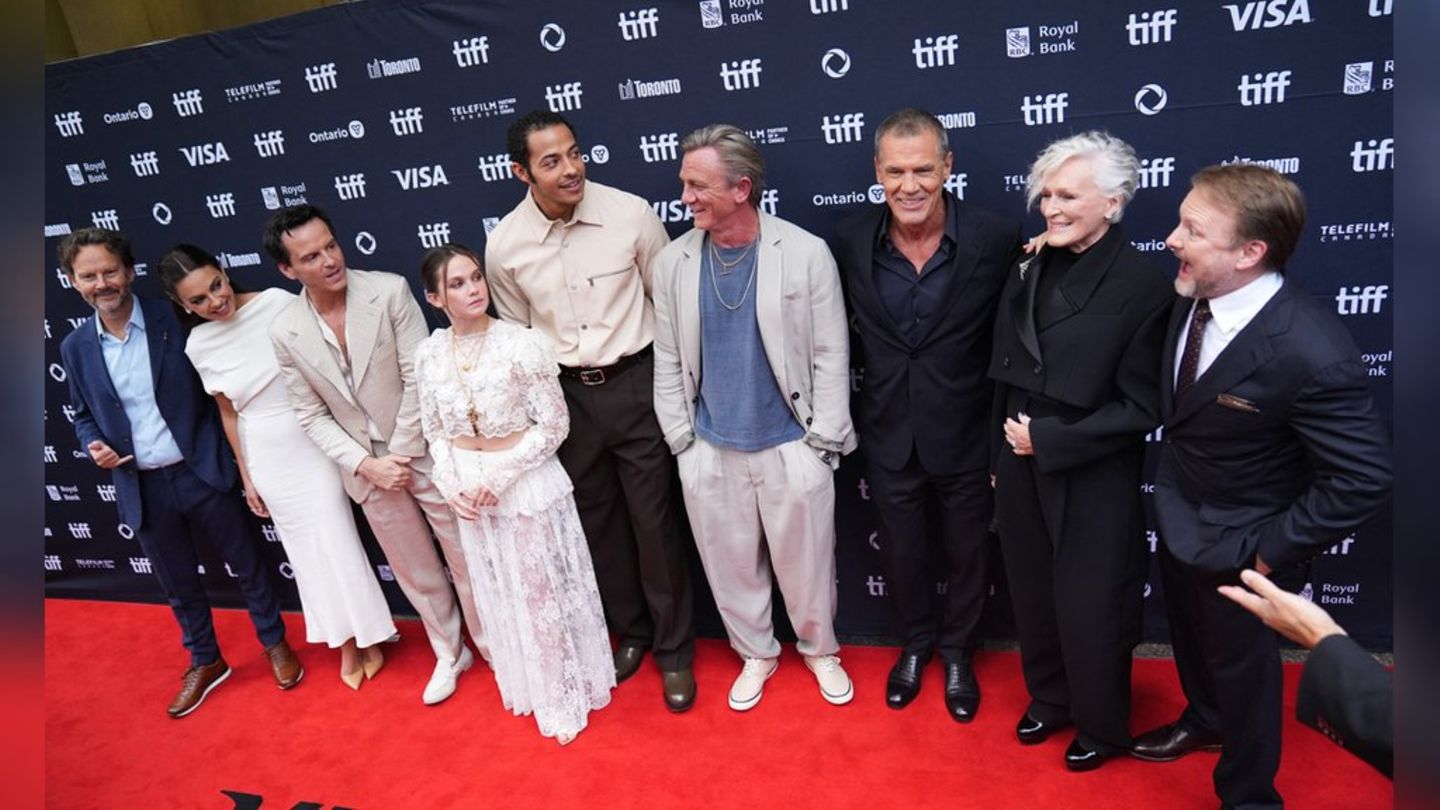 Toronto International Film Festival: Prominent “Knives Out” cast gathered