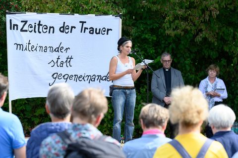 Der Aktionstag wurde vom Bündnis "Friedland ist bunt" organisiert. Foto: Swen Pförtner/dpa