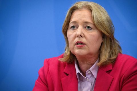 Höhere Beiträge: Das schleichende Gift der Bärbel Bas
