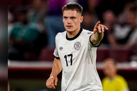 Sorgte mit seinem sehenswerten Freistoßtreffer für die endgültige Erlösung: Florian Wirtz.