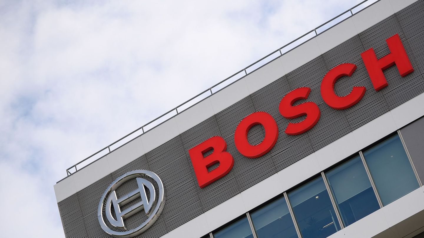 2025 will der Autozulieferer Bosch in seinem größten Geschäftsbereich wieder wachsen. (Archivbild) Foto: Sebastian Gollnow/dpa