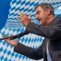 Markus Söder beim Politischen Frühschoppen Gillamoos in Niederbayern