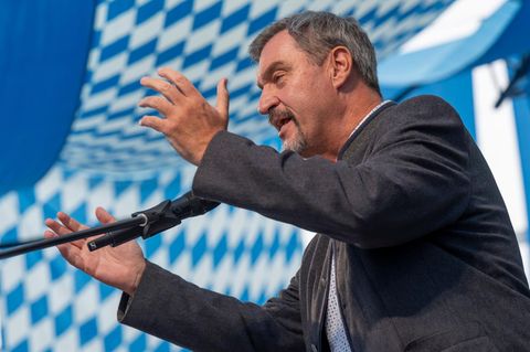 Markus Söder beim Politischen Frühschoppen Gillamoos in Niederbayern
