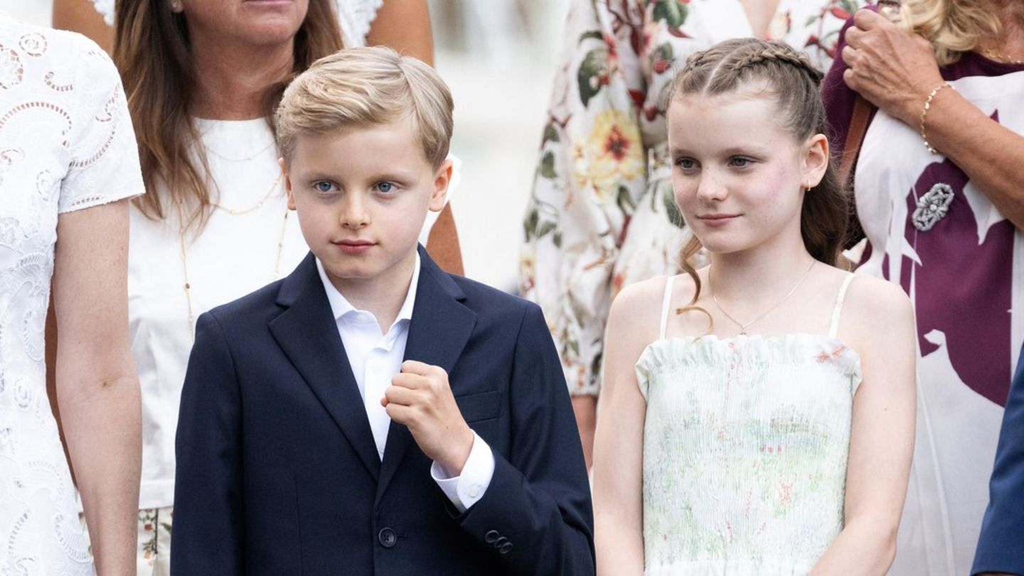 Gabriella and Jacques from Monaco: First school day after the summer vacation