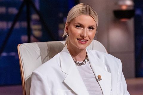 Lena Gercke nimmt für eine Folge Platz auf dem Investorenstuhl bei der VOX-Show "Die Höhle der Löwen".