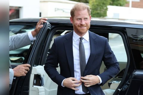 Prinz Harry zeigte sich bei seiner Ankunft in London für die WellChild Awards bestens gelaunt.