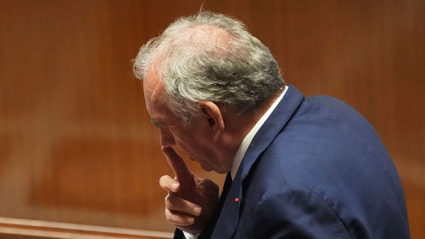 Premier Bayrou wollte sich mit der Vertrauensfrage Rückenwind für seine Sparpläne holen - das ging nach hinten los. Foto: Christ