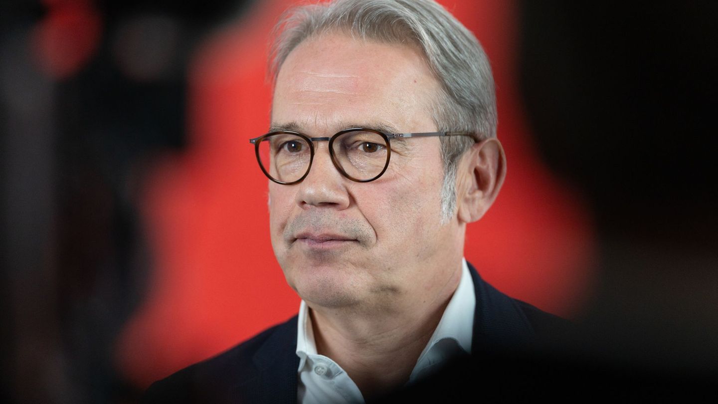 Thüringens Innenminister Georg Maier (SPD) sieht keinen Grund, doppelte Staatsbürgerschaften in der Kriminalstatistik zu erfasse