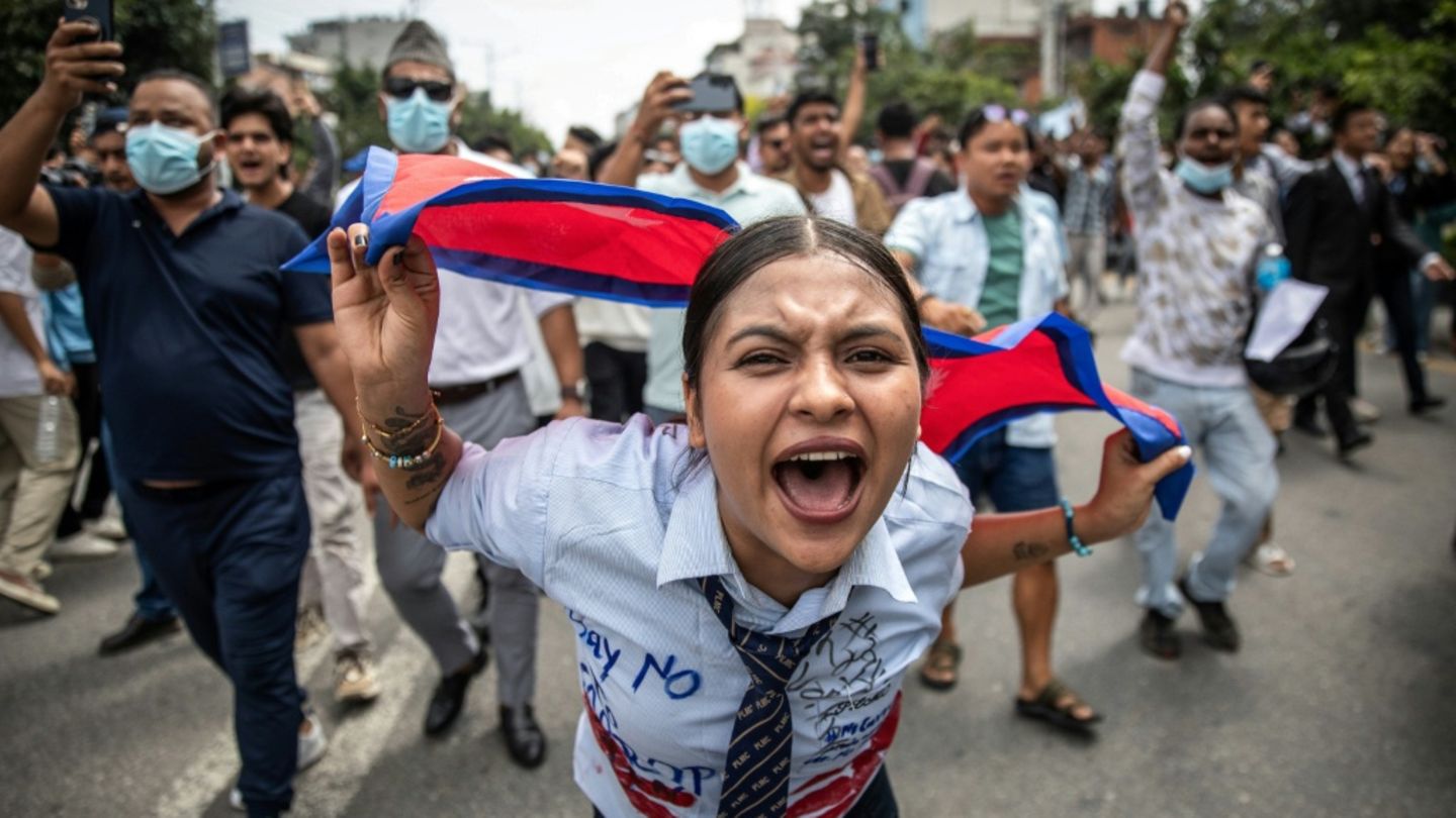 Demonstranten am Montag in Kathmandu