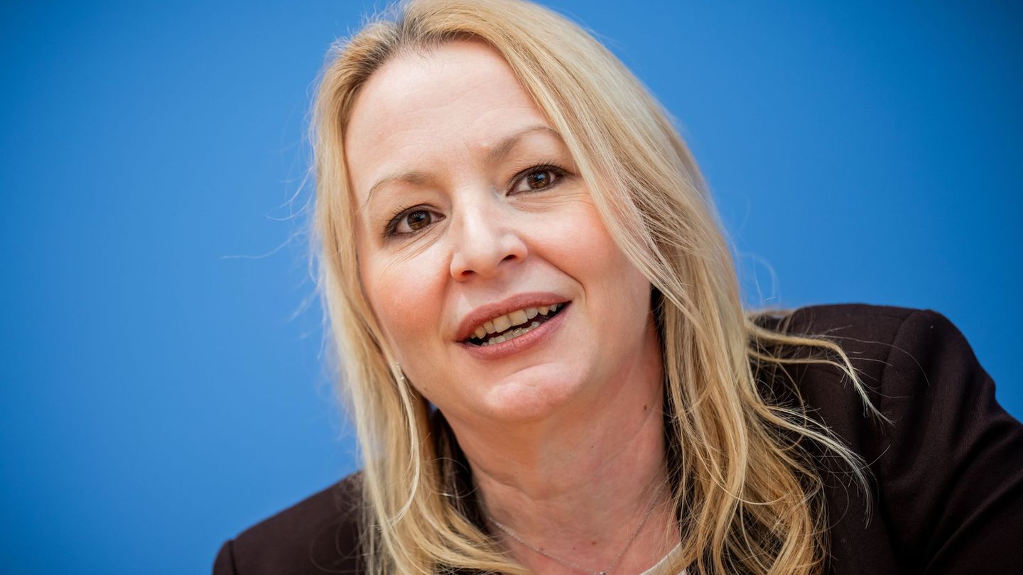 Die saarländische Bildungsministerin Christine Streichert-Clivot (SPD) will Schulen helfen, Projekte mit Hilfe des Programms "Er