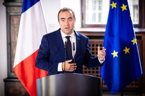 Der bisherige Verteidigungsminister Sébastien Lecornu ist Frankreichs neuer Premierminister. (Archivbild) Foto: Moritz Frankenbe