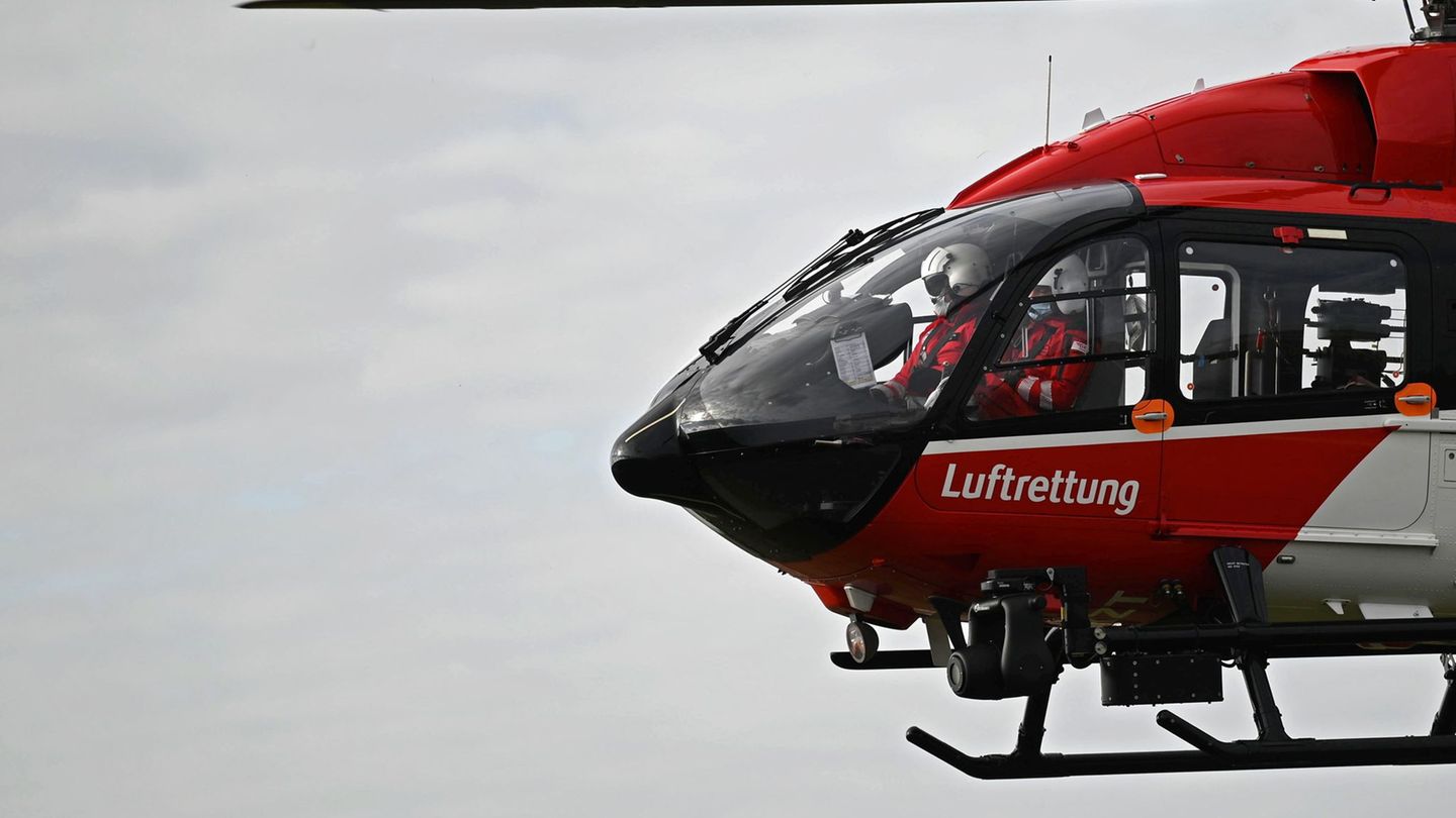 Die schwer verletzte Person aus dem Kleintransporter wurde per Hubschrauber in eine Klinik gebracht. (Symbolbild) Foto: Marijan