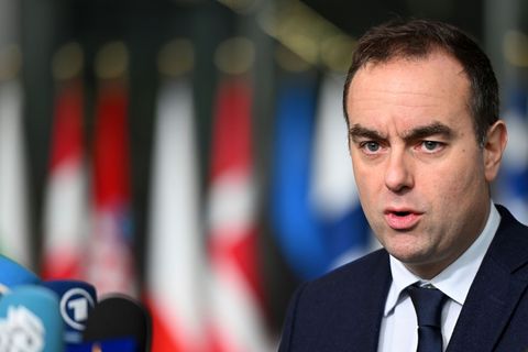 Schon mehrfach wurde Lecornu als möglicher Premier gehandelt. (Archivbild) Foto: Harry Nakos/AP/dpa