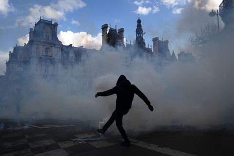 Frankreich erwartet eine Protestwelle. (Archivbild) Foto: Lewis Joly/AP/dpa