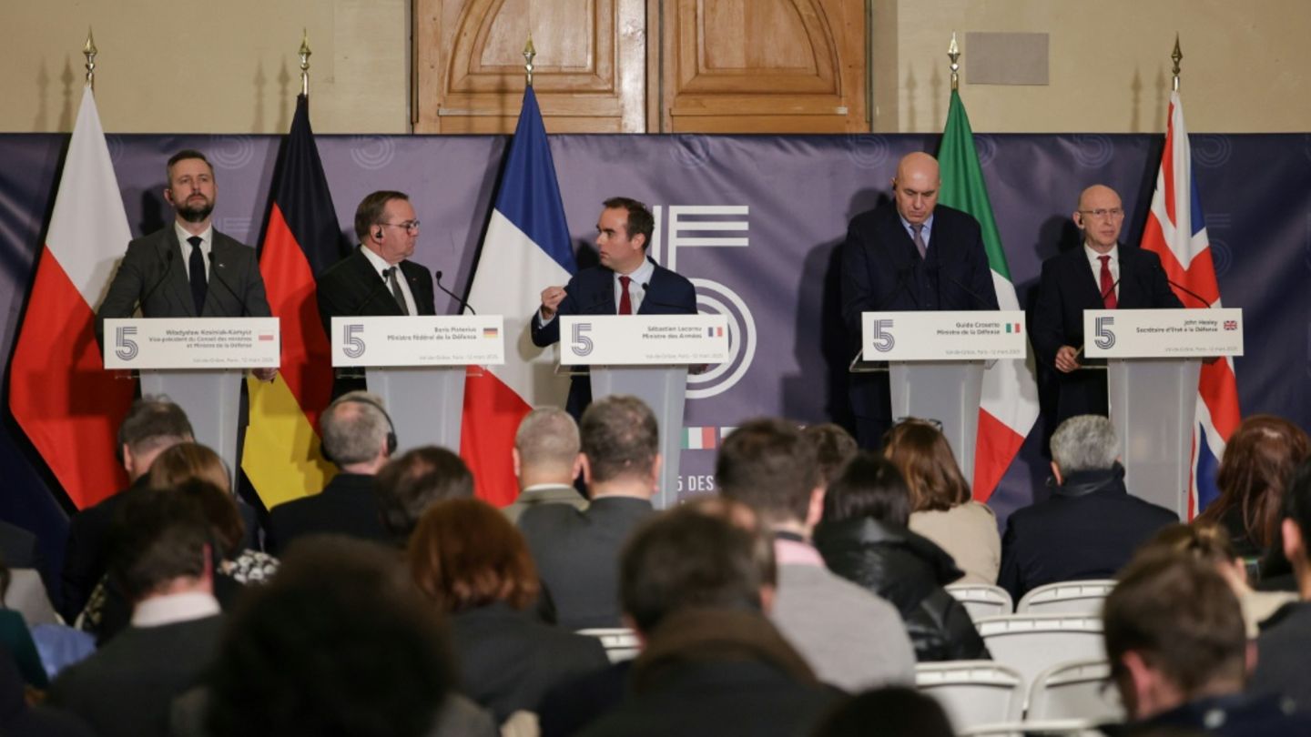Die E5-Verteidigungsminister im März in Paris