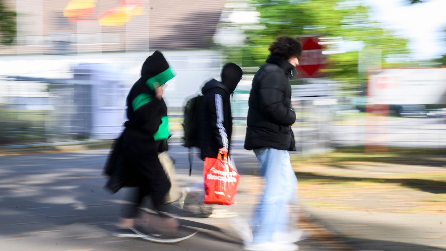 Die meisten Menschen, die Asylbewerberleistungen empfingen, stammten aus der Türkei. (Symbolbild) Foto: Julian Stratenschulte/dp