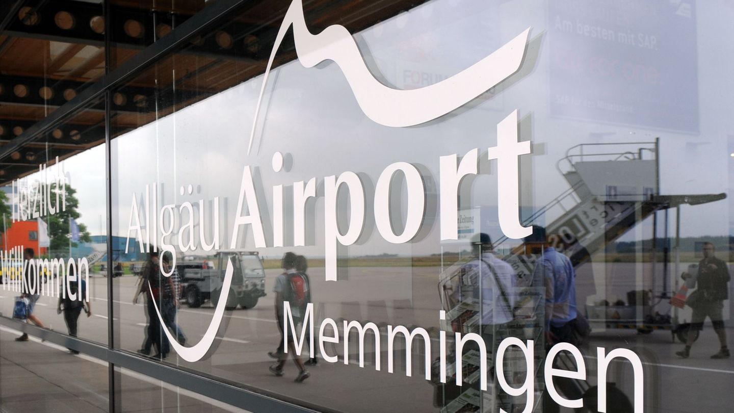 Der Allgäu Airport bei Memmingen legte im ersten Halbjahr 2025 bei den Passagieren besonders stark zu. (Archivbild) Foto: Andrea