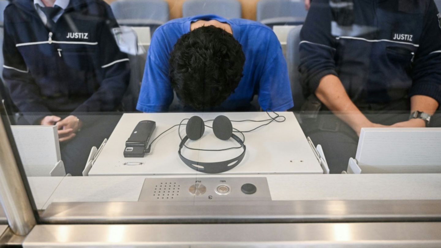 Höchststrafe in Prozess um islamistische Messerattacke von Solingen mit drei Tote