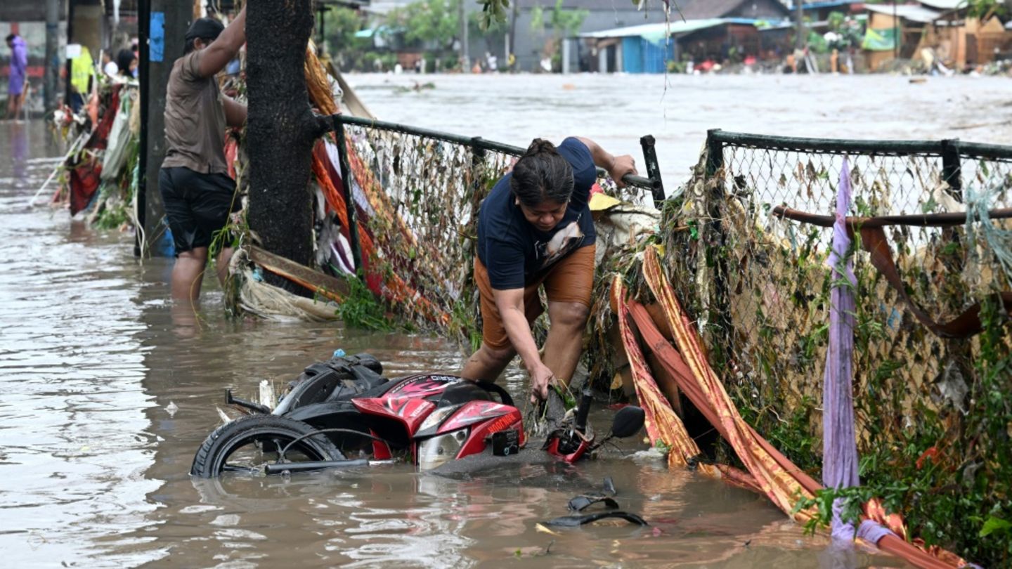 Hochwasser auf der indonesischen Urlaubsinsel Bali