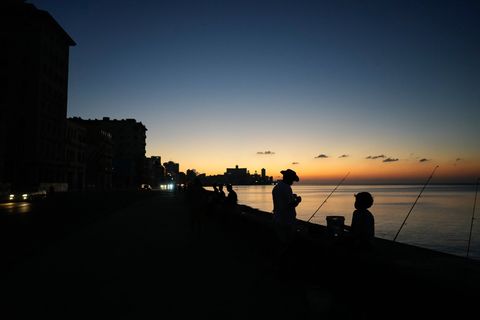 Auf Kuba kommt es immer wieder zu Blackouts, die durch Pannen im maroden Stromnetz verursacht werden. (Archivbild) Foto: Ramon E