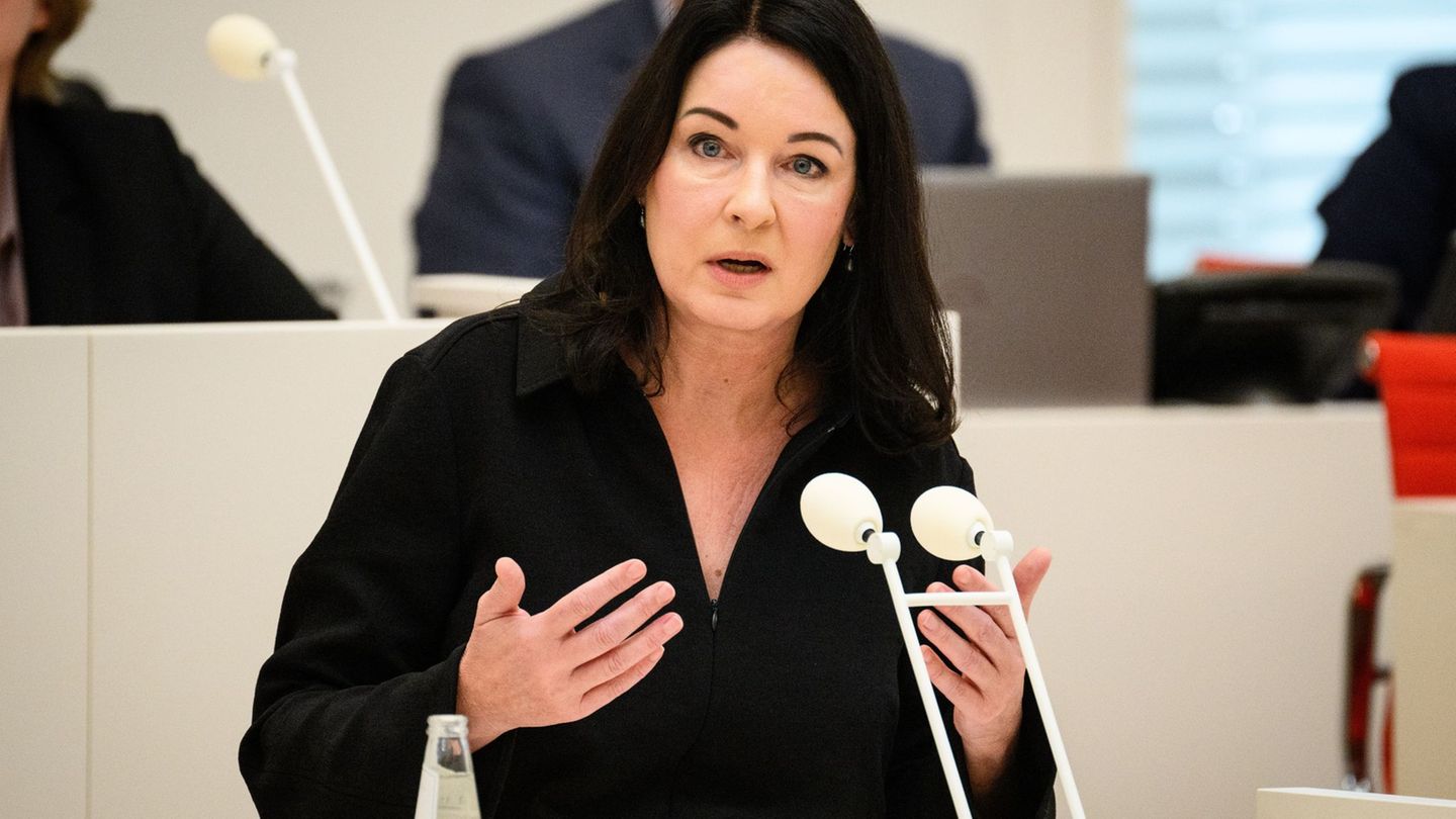 Gesundheitsministerin Britta Müller sieht im Standort Wittstock keinen Grundversorger. (Archivbild) Foto: Bernd von Jutrczenka/d