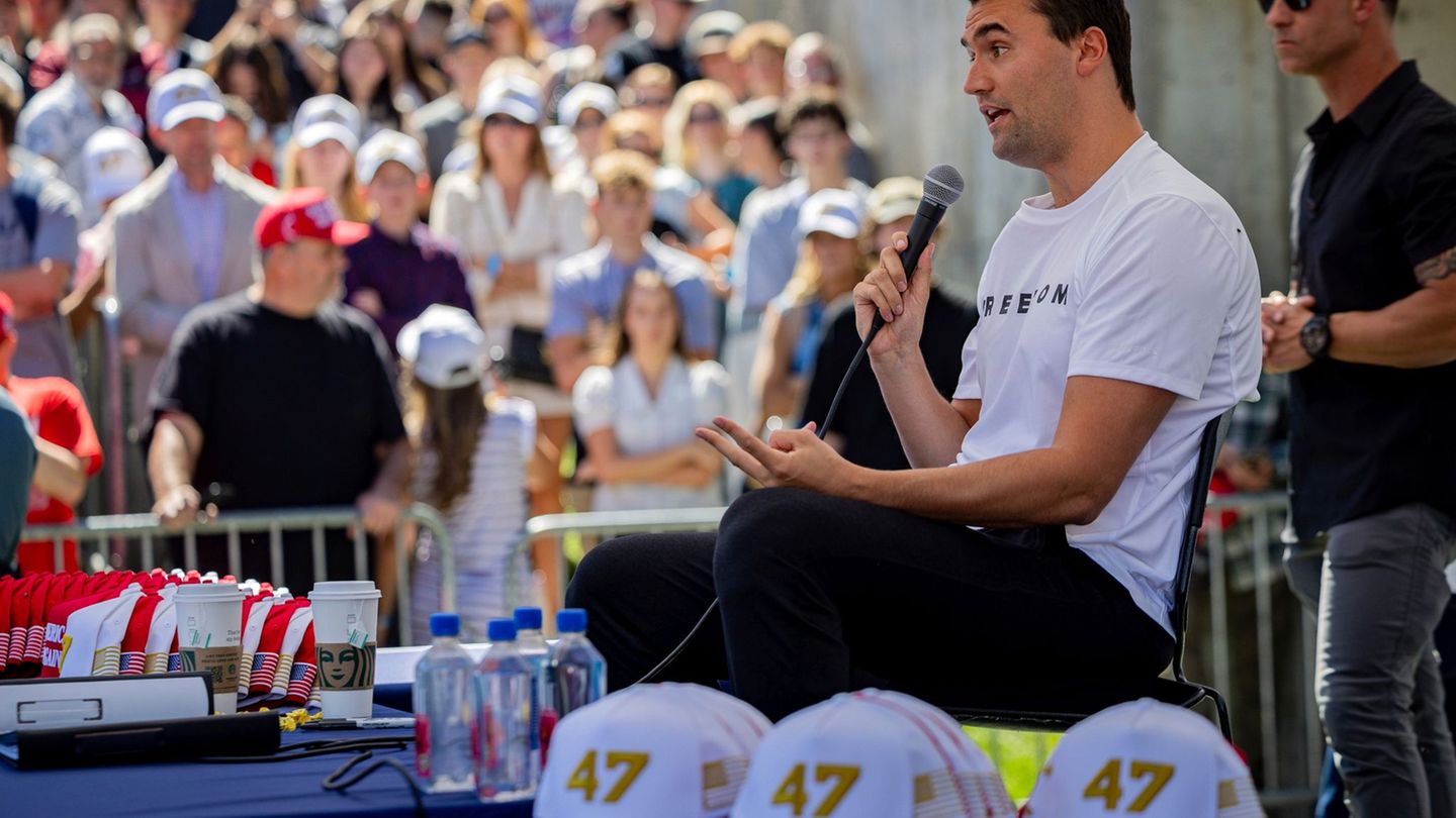 Der Podcaster Kirk ist laut Trump gestorben. Foto: Tess Crowley/The Deseret News/AP/dpa