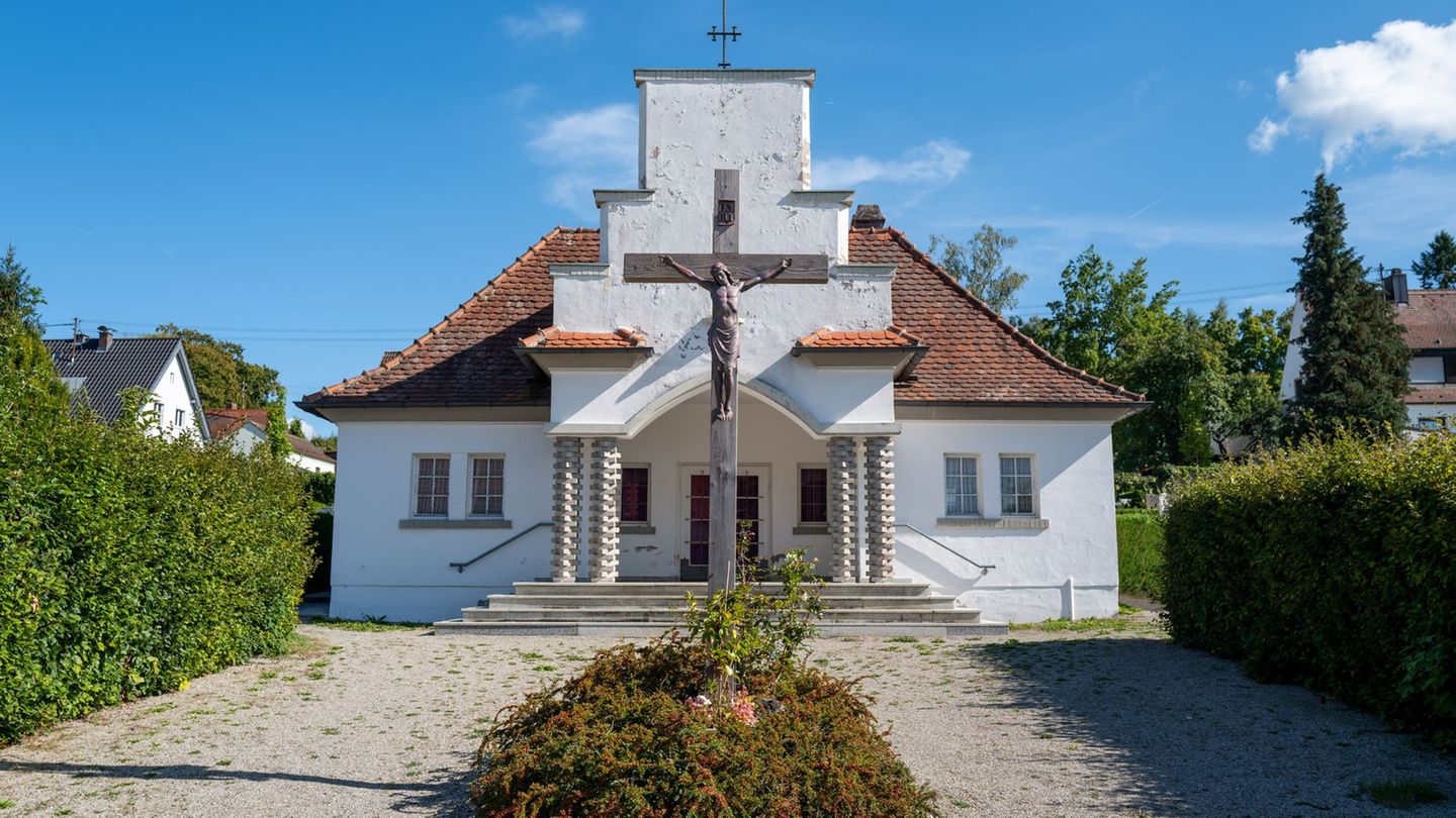 Beim diesjährigen Denkmalschutztag ist die Aussegnungshalle im Neusäßer Ortsteil Steppach möglicherweise das letzte Mal geöffnet