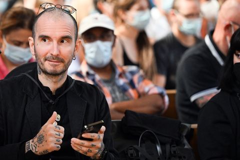 Einer der auffälligen Kandidaten in der NRW-Kommunalwahl: Mark Benecke alias "Dr. Made". (Archivbild) Foto: Federico Gambarini/d