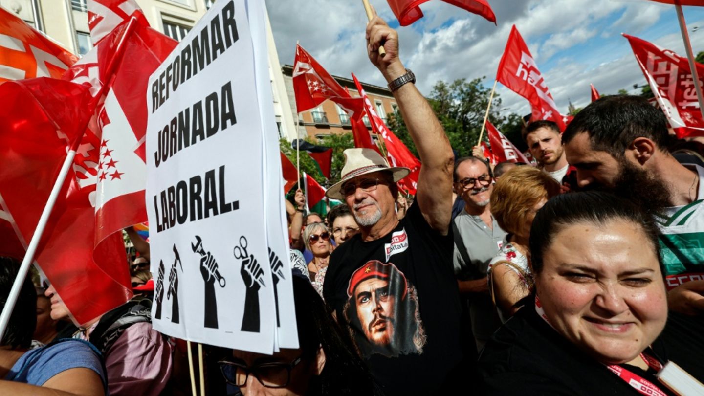 Demonstration für kürzere Arbeitszeiten in Madrid