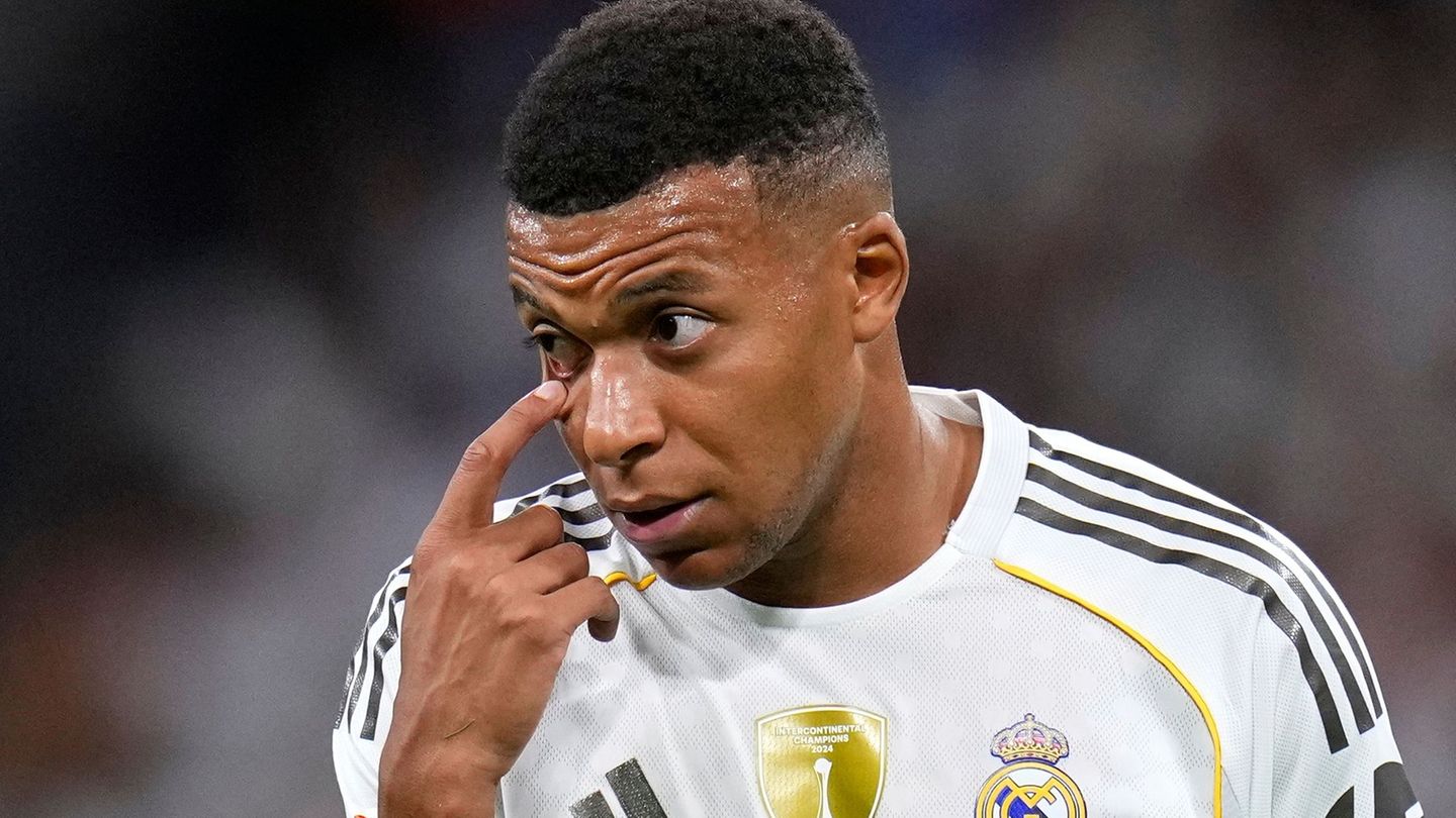 France’s superstar: Mbappé: My children should take a distance from professional football