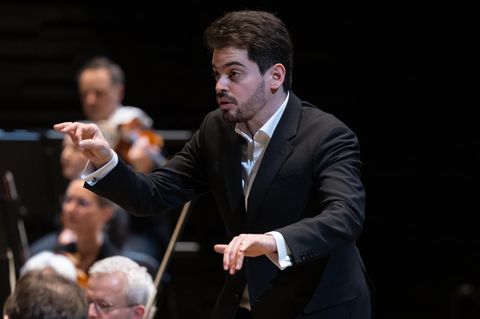 Lahav Shani bald Chefdirigent der Münchner Philharmoniker