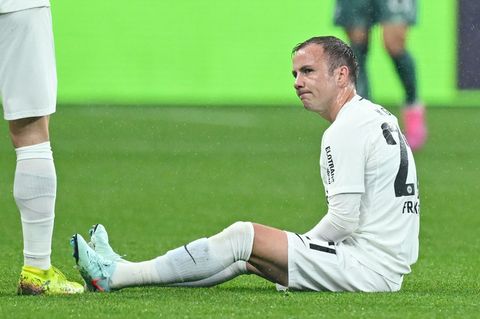 Mario Götze fehlt Eintracht Frankfurt auch im Spiel bei Bayer Leverkusen. Foto: Uwe Anspach/dpa