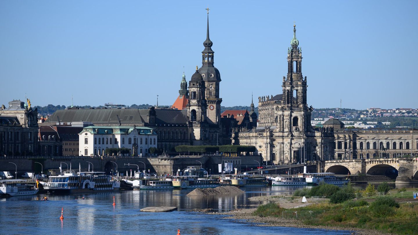 Ein Jahr nach dem Teileinsturz der Carolabrücke diskutiert der Landtag über Konsequenzen und mehr Geld für Brückensicherheit. Fo
