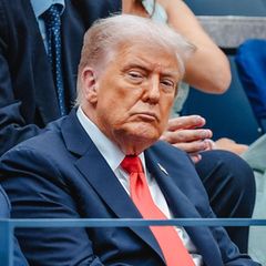 Donald Trump neben seinem Sondergesandten Steve Witkoff