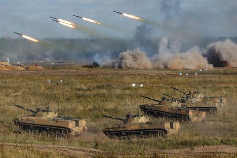 Foto der russischen Armee vom Manöver "Sapad-2021"