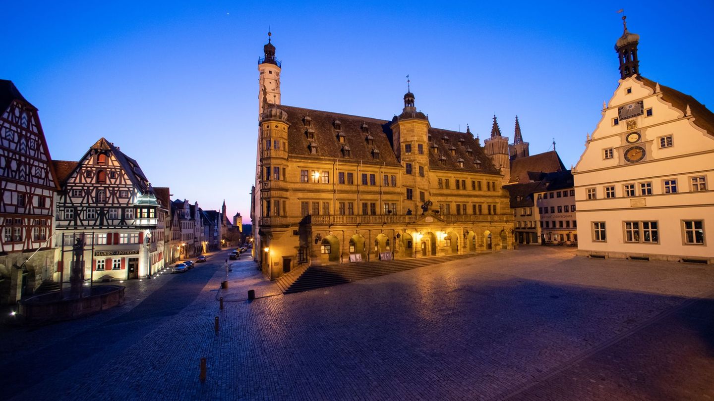 Im malerischen Rothenburg machte sich ein Kind so früh auf den Weg zur Schule, dass die Polizei einschreiten musste. (Symbolfoto