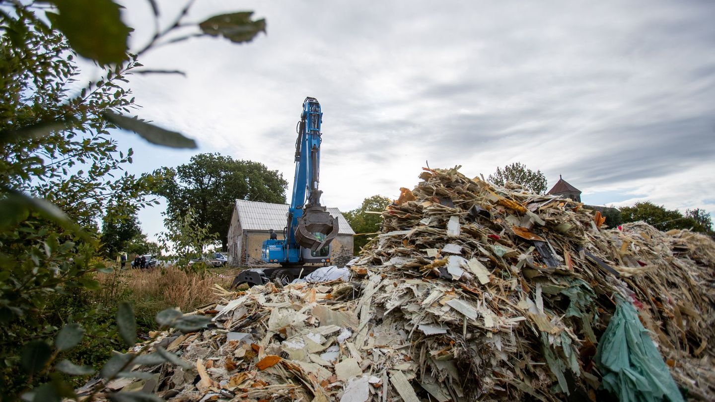 Unternehmen aus dem Weserbergland stehen im Verdacht, für illegale Mülltransporte verantwortlich zu sein. (Symbolbild) Foto: Pry