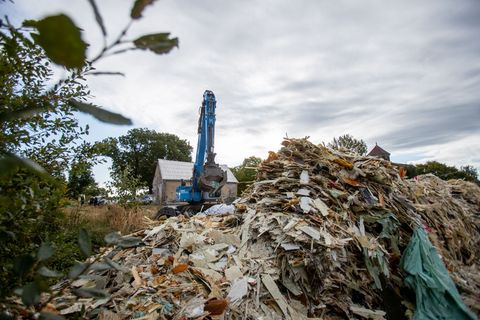Unternehmen aus dem Weserbergland stehen im Verdacht, für illegale Mülltransporte verantwortlich zu sein. (Symbolbild) Foto: Pry