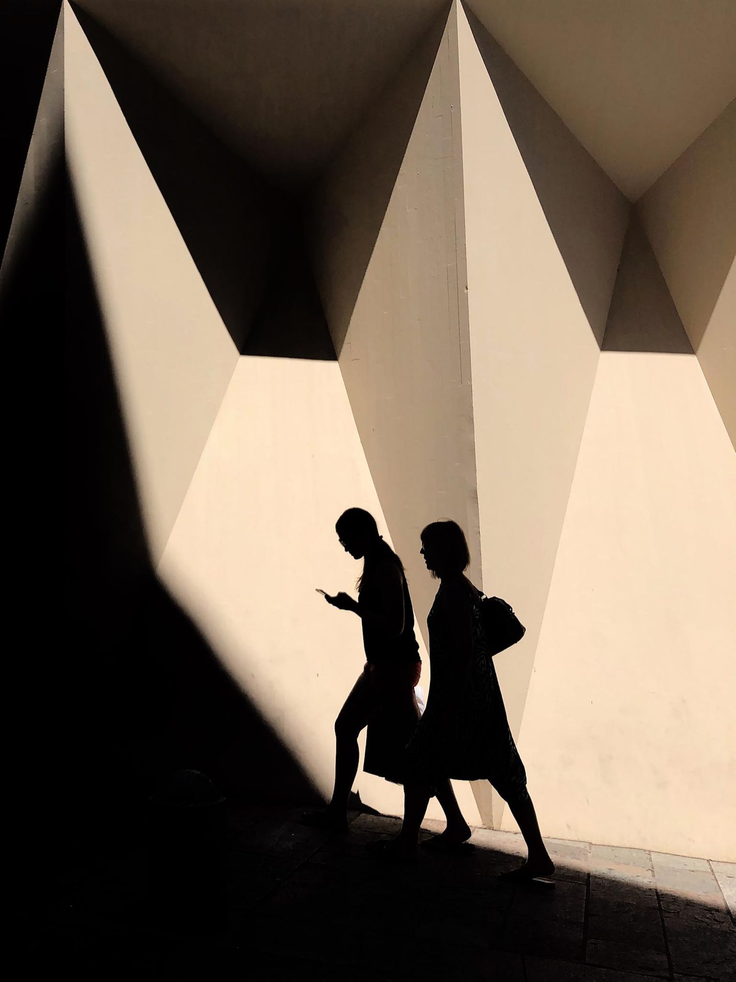 Fotografie: Schattenrisse Fotografie: Schattenriss zweier Frauen
